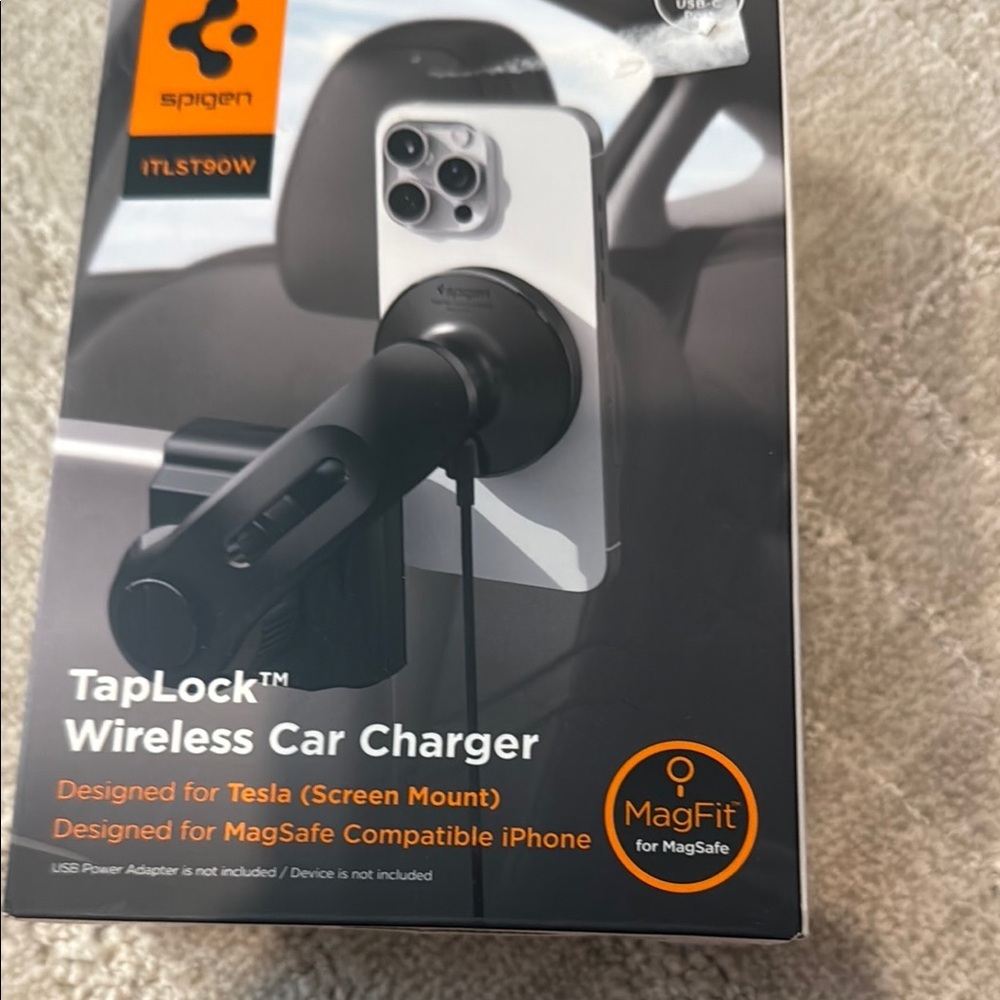 Black MagSafe Car Mount for Tesla Models‎ - Picture 8 of 8